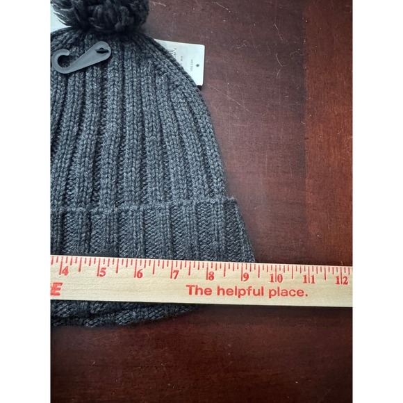NWT UGG Rib Pom Hat Charcoal Grey Knit Beanie with Pom 15094 Mens OS New - Picture 2 of 5